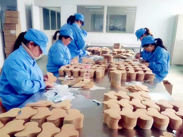 膏藥貼牌是什么意思？委托膏藥代加工的優(yōu)勢(shì)是什么？