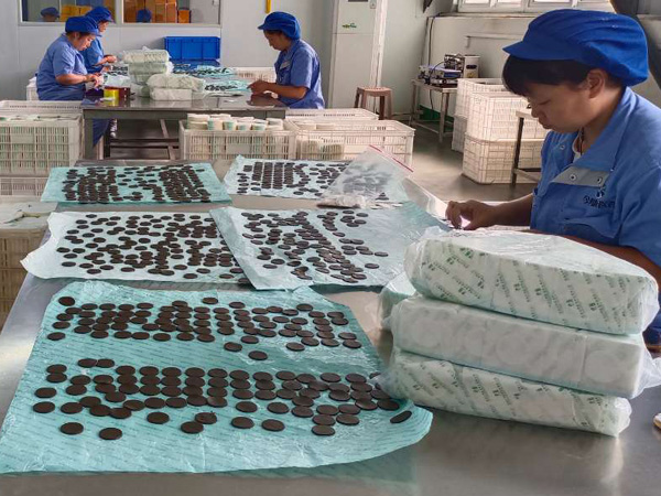 膏藥貼牌生產(chǎn)廠家那么多，怎么選廠家？正規(guī)膏藥廠家看這5點(diǎn)